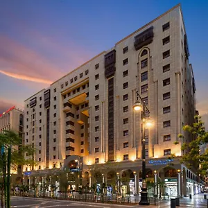 *** Otel Golden Tulip Al Shakreen Suudi Arabistan